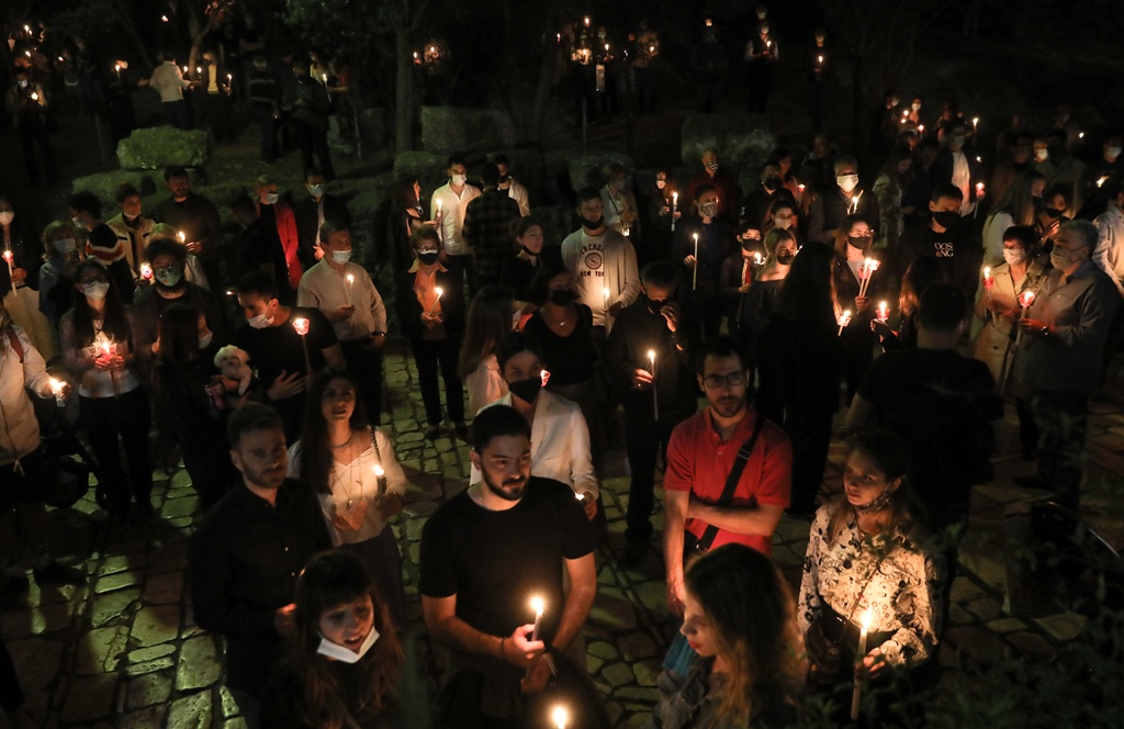 πάσχα-με-μέτρα-στο-τραπέζι-και-τις-μετα-561350593