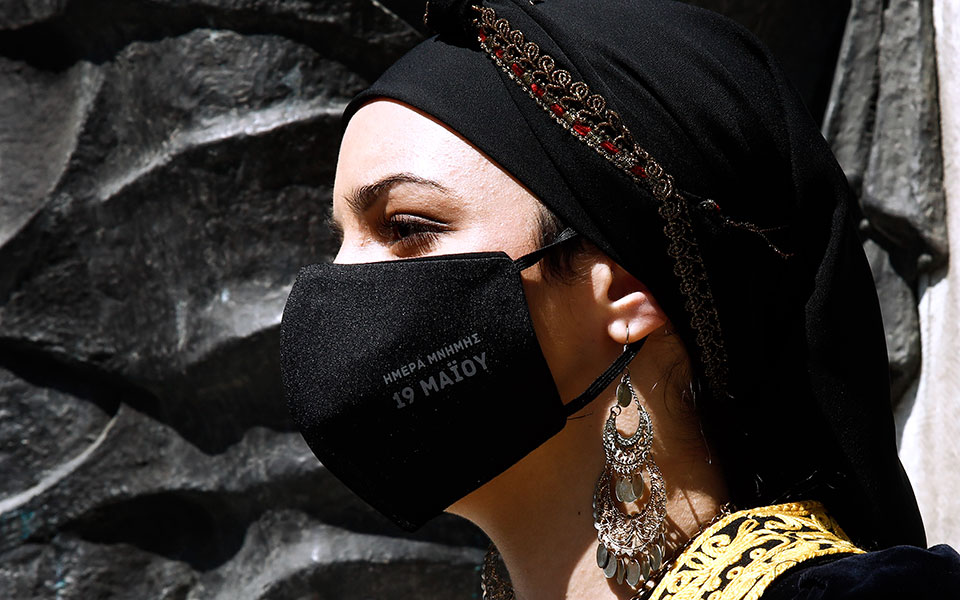 γενοκτονία-ποντίων-102-χρόνια-από-τη-σφα-561368692