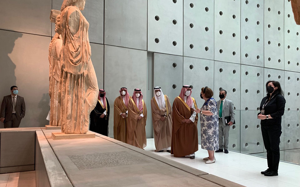 διαβουλεύσεις-με-τη-σαουδική-αραβία-γ-561369697