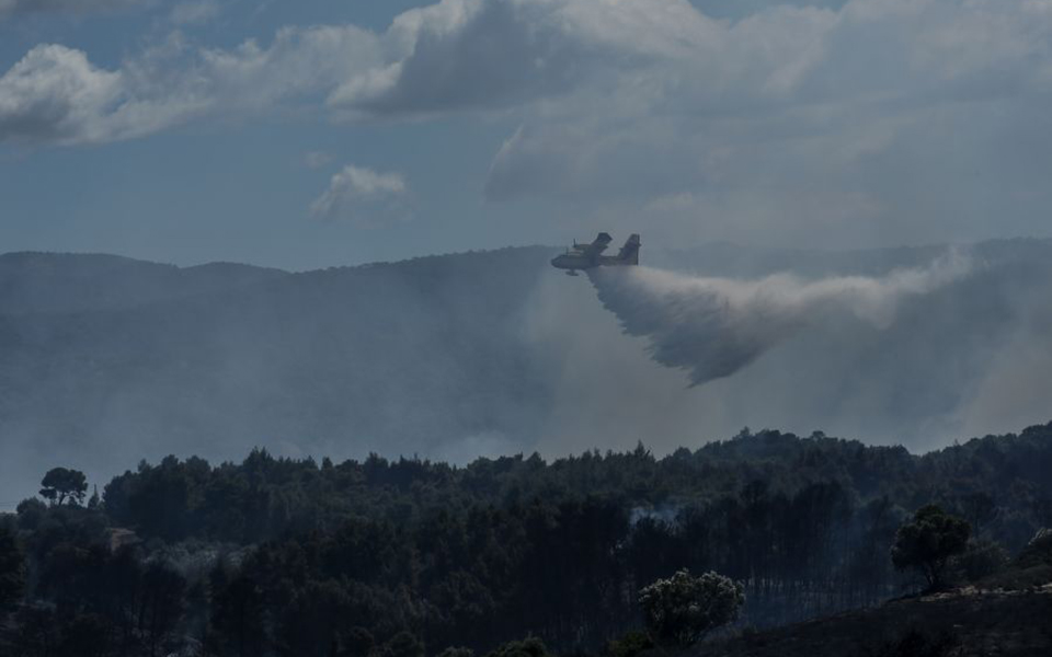 μεγάλη-πυρκαγιά-στο-καλαμάκι-κορινθί-561380284
