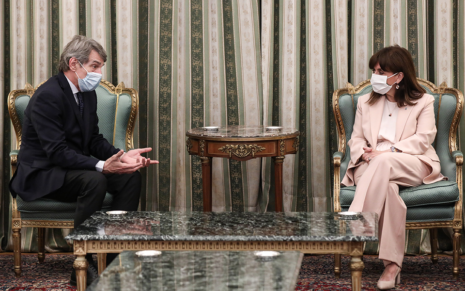 συνάντηση-πτδ-σασόλι-η-ευρώπη-παρά-561378589