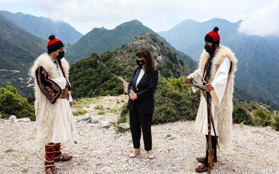 κ-σακελλαροπούλου-έμπνευση-η-γενναιό-561382018