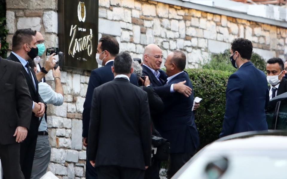 επίσκεψη-τσαβούσογλου-δείπνο-με-φόντ-561382084