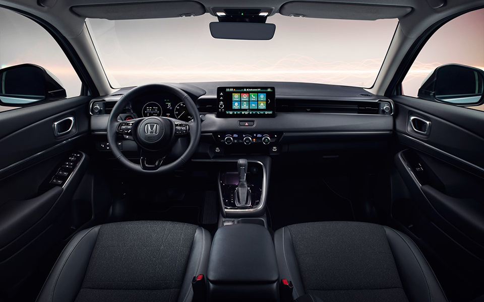 υψηλά-επίπεδα-άνεσης-του-νέο-honda-hr-v-ehev-561383074