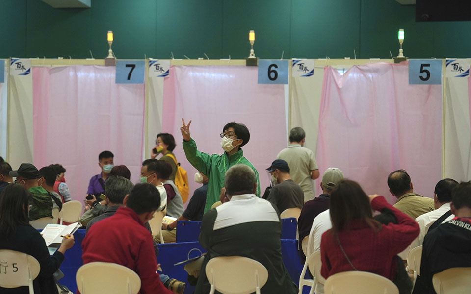 χονγκ-κονγκ-άδεια-δύο-ημερών-με-αποδοχ-561382441