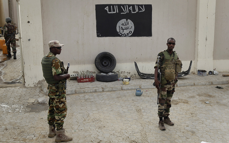 προσπάθησε-να-αυτοκτονήσει-ο-αρχηγός-561370402