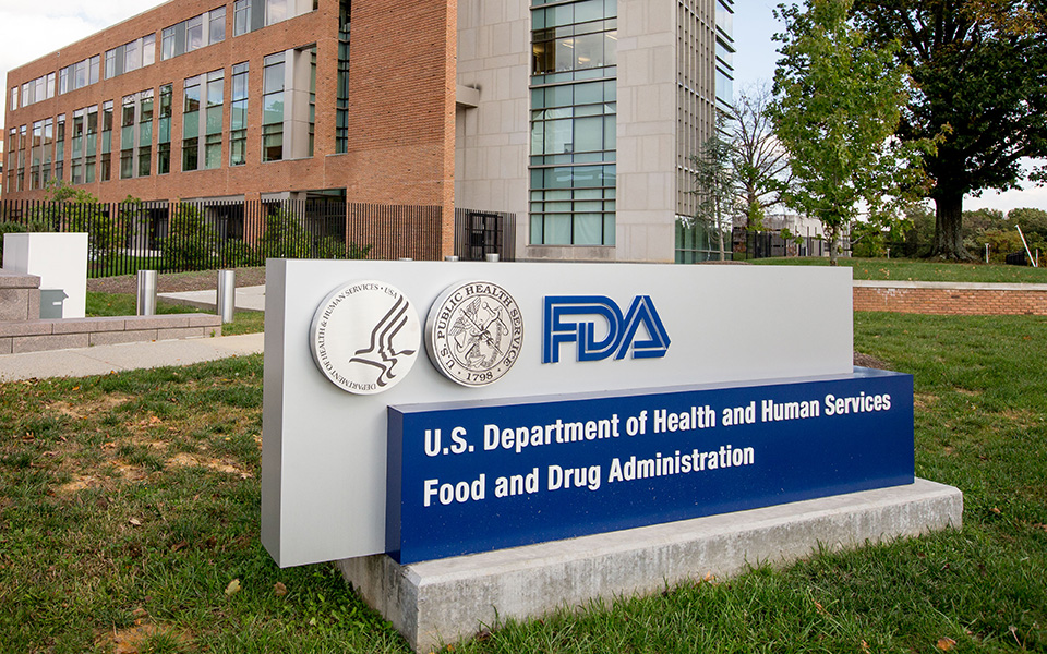 fda-αδεια-επείγουσας-χρήσης-στη-θεραπεί-561377905