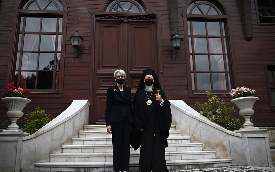 στο-πατριαρχείο-η-αναπληρώτρια-υπεξ-τ-561381406