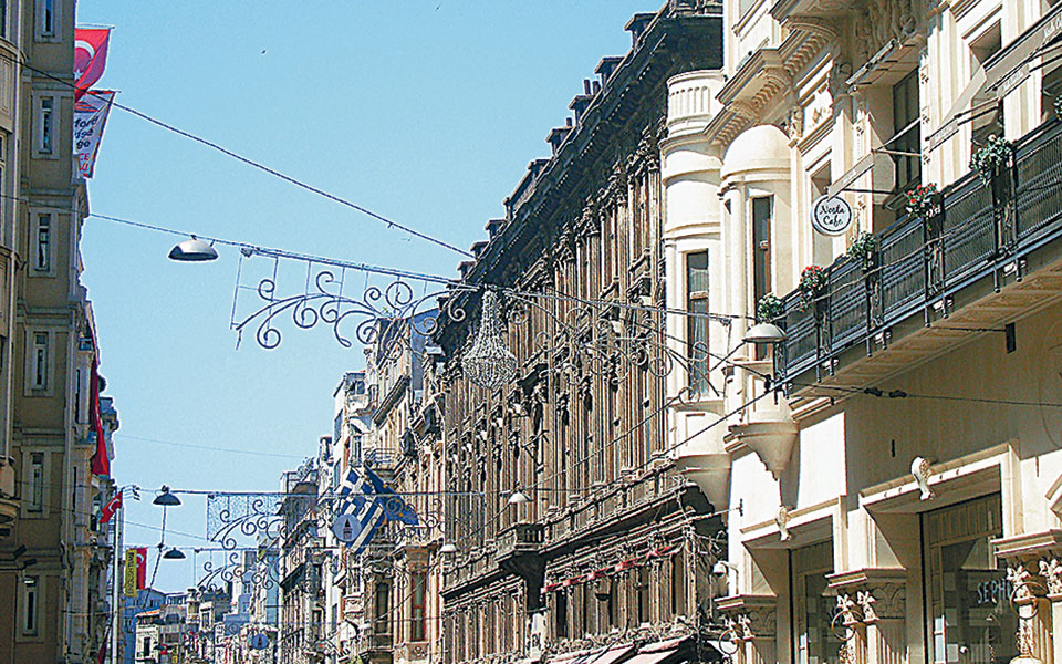 «Τόποι και πρόσωπα της Πόλης»: εξωστρέφεια της γνώσης από το Σισμανόγλειο-3