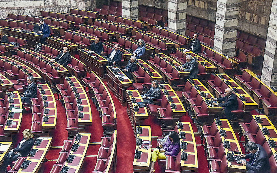 βουλή-ανεβαίνει-μετά-την-πασχαλινή-αν-561351523