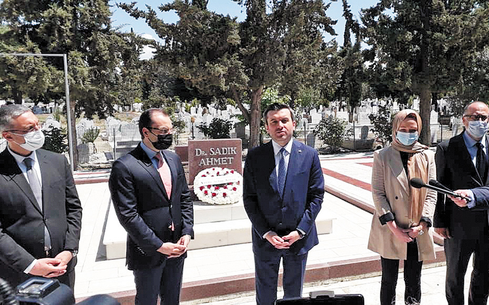 ο-διαρκής-εμφύλιος-της-μουσουλμανι-561356713