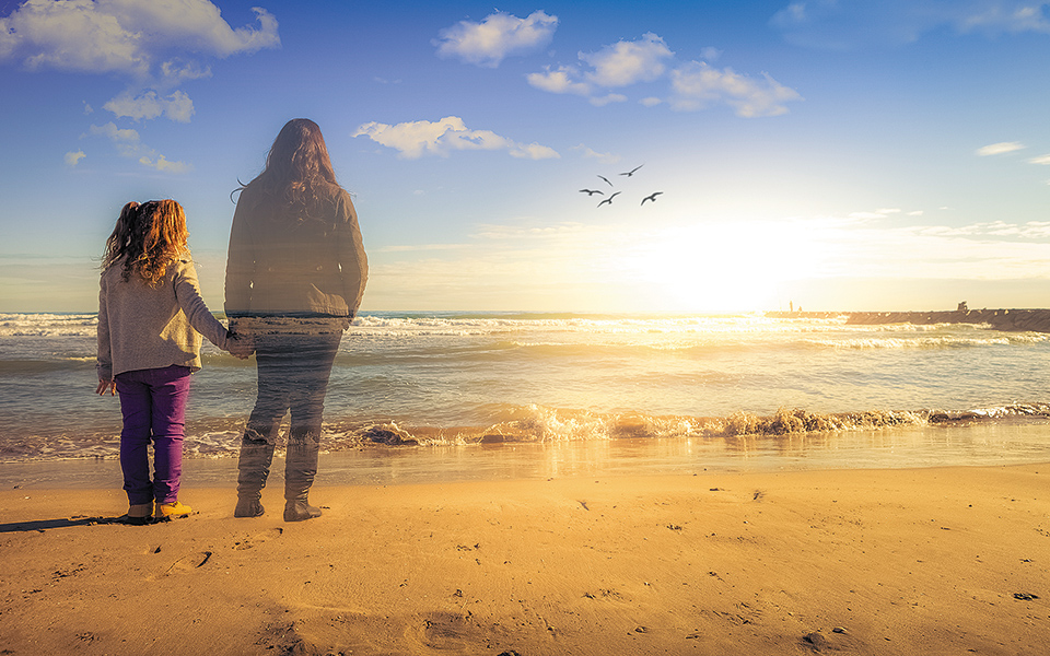 γιορτή-της-μητέρας-με-την-πιο-βαριά-απο-561356719