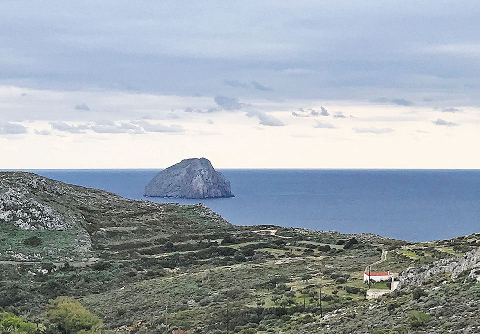 Από τη Λήμνο έως την Ανδρο και τα Κύθηρα ταξιδεύει η νέα έκθεση του Μανόλη Χάρου-2