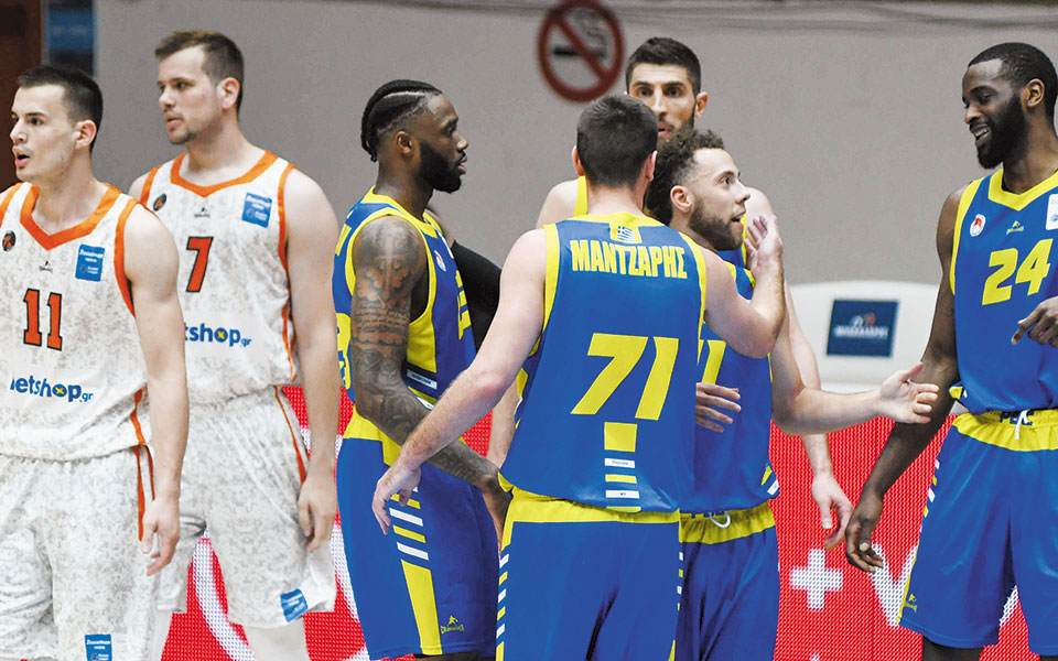 μπρέικ-το-περιστέρι-στην-πάτρα-επί-τ-561361249