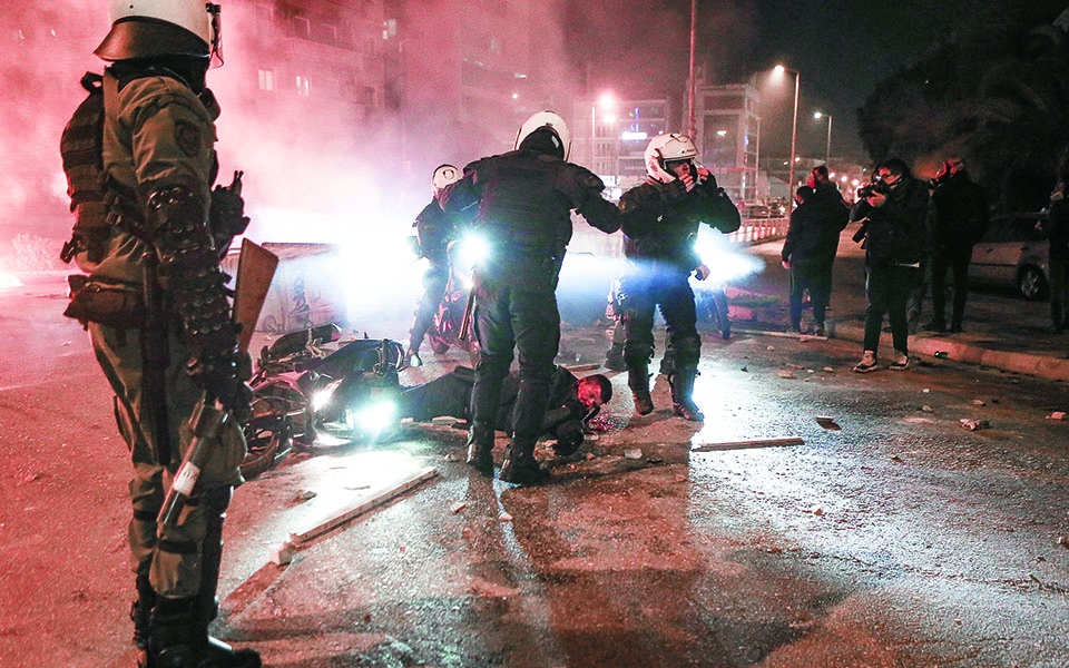 άποψη-η-κουλτούρα-της-βίας-561364759