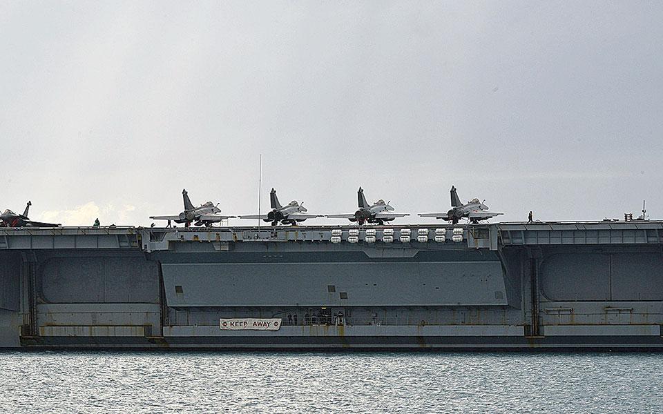 συμφωνία-για-τη-νέα-γενιά-μαχητικών-αε-561366772