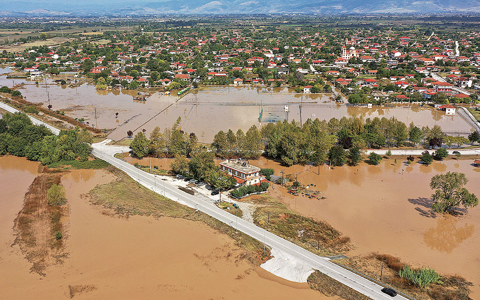 η-κλιματική-αλλαγή-έγινε-κλιματική-κρ-561368488