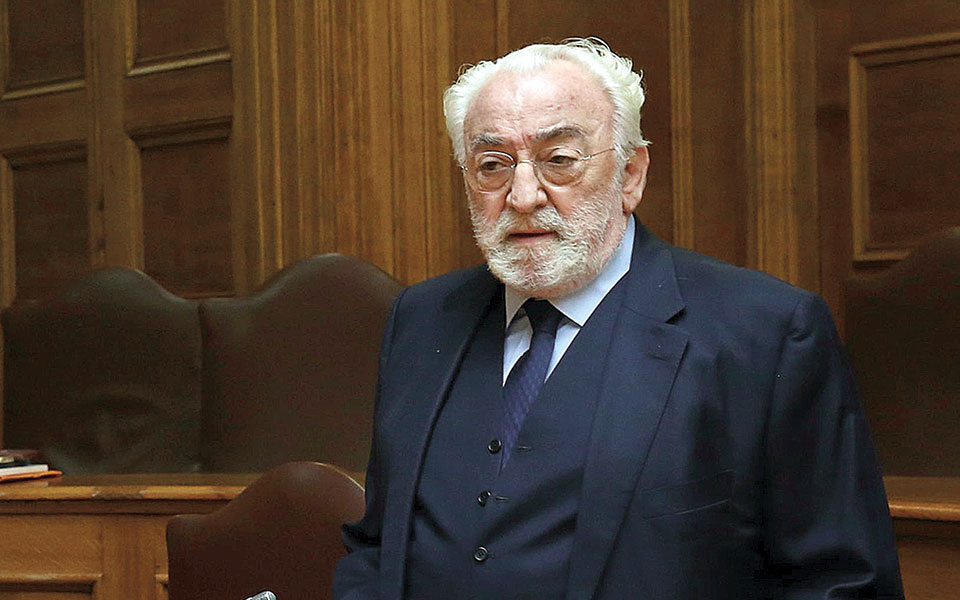 προανακριτική-τα-sms-με-παππά-παρουσίασ-561368143