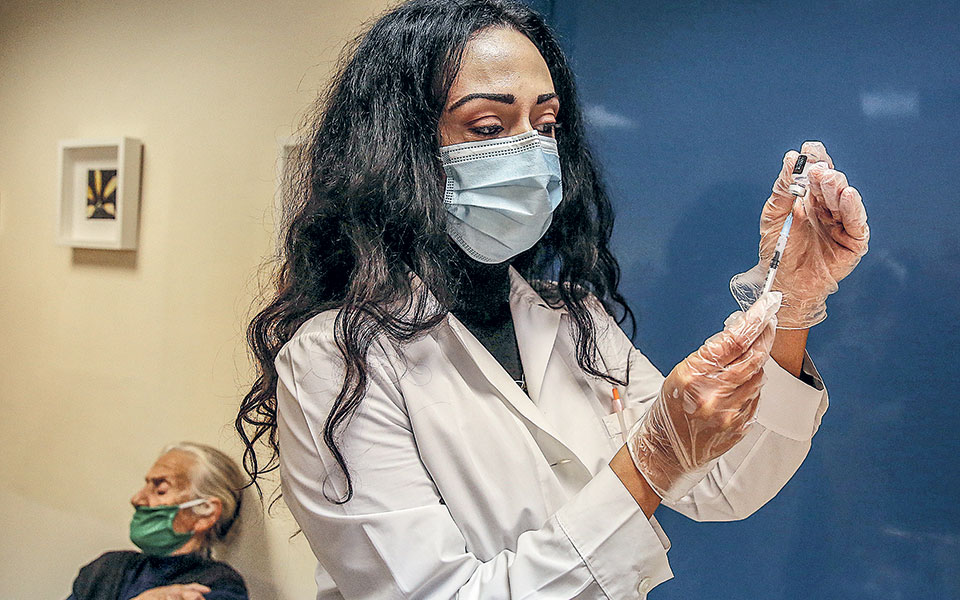 υποχρεωτικός-ή-εθελοντικός-ο-εμβολια-561375430