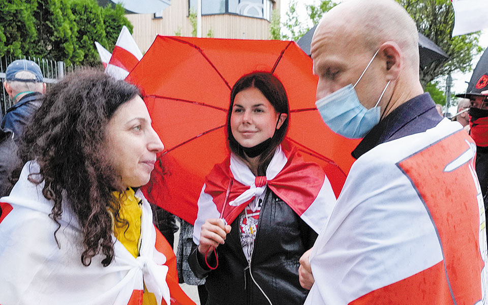 εκκλήσεις-για-προτάσεβιτς-και-σαπέγκ-561377701