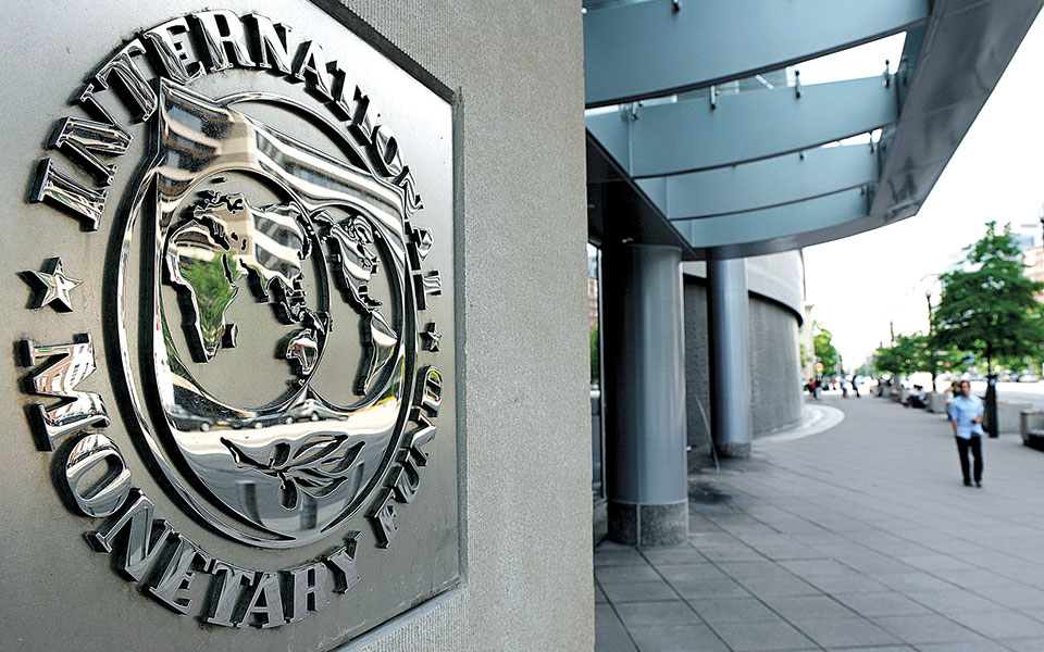 καμπανάκι-από-δντ-για-τράπεζες-και-γ-561380641