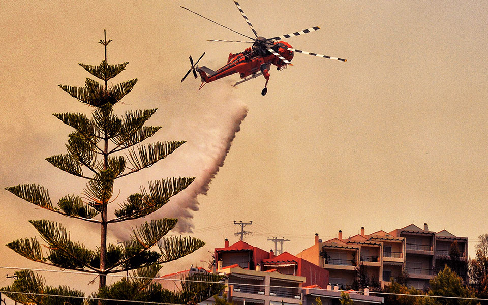 πύρινη-απειλή-για-1813-δασικές-περιοχές-561375043