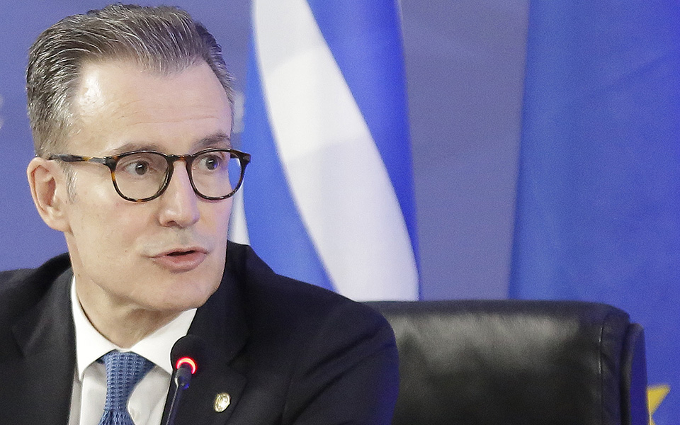 το-σχέδιο-της-πυραμίς-για-τη-νέα-πίτσος-561364405