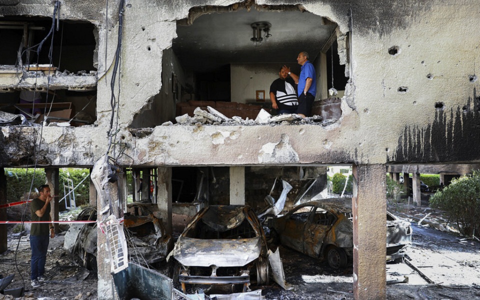 λωρίδα-της-γάζας-το-ισραήλ-πλήττει-το-561363016