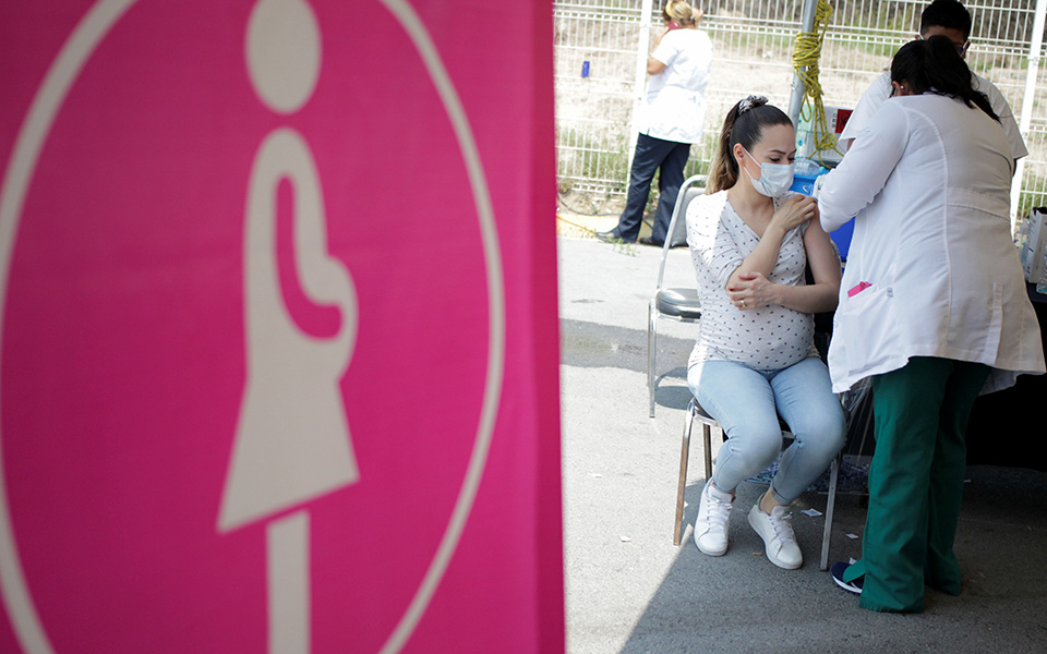 τι-συστήνει-η-ελληνική-μαιευτική-και-γ-561376549