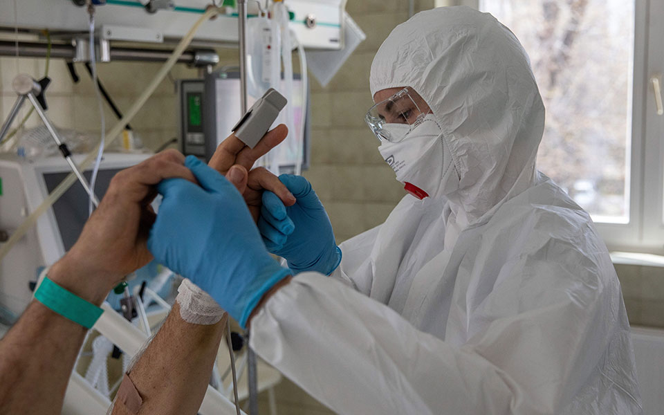 κορωνοϊός-907-νέα-κρούσματα-30-θάνατοι-497-δι-561381997