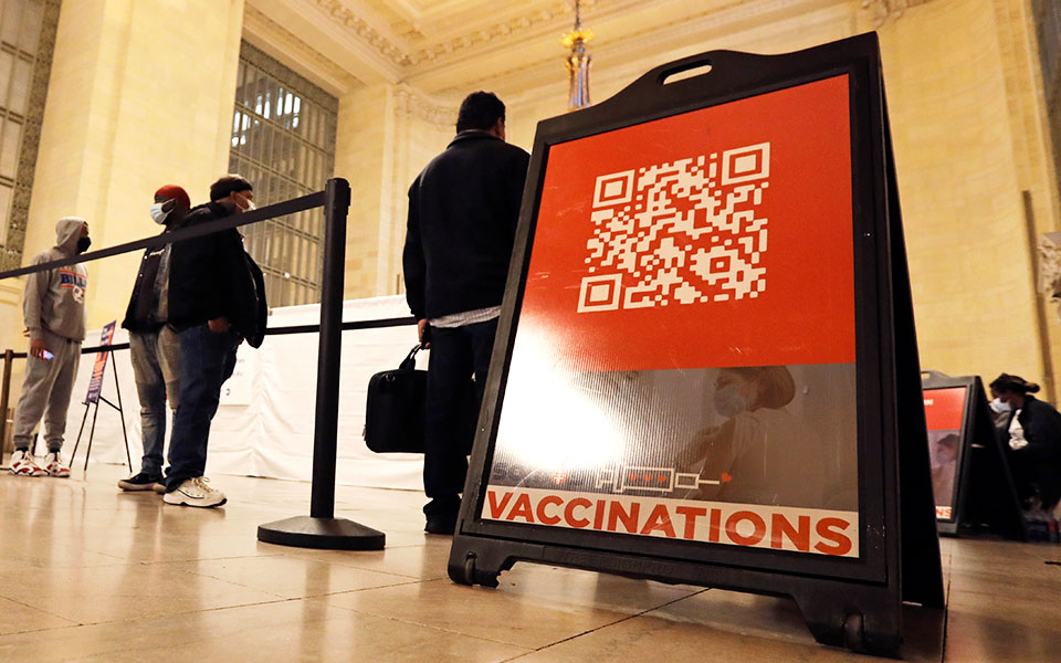 εμβολιασμοί-στις-ηπα-χάσμα-βορρά-και-ν-561372523