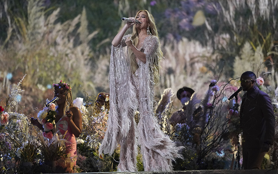 πάπας-φραγκίσκος-και-πρίγκιπας-χάρι-σ-561351595