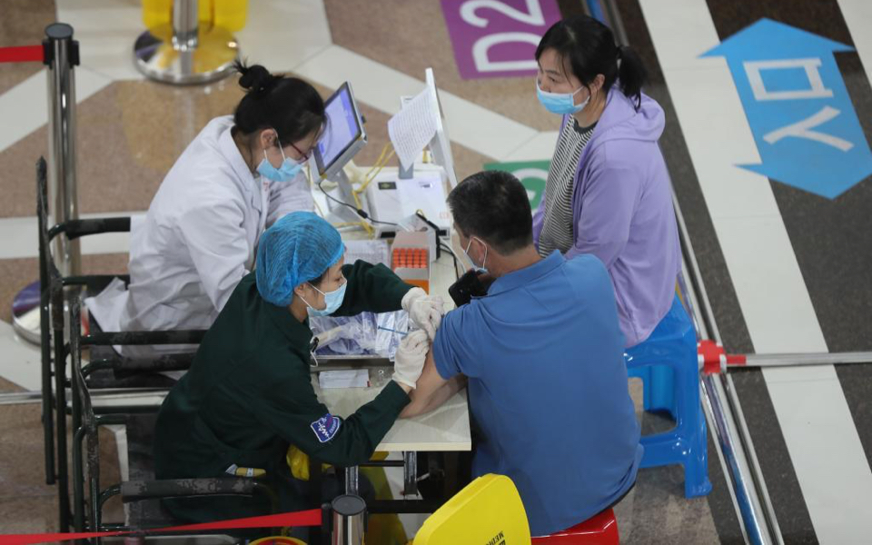 κίνα-εγκρίθηκε-το-πρώτο-κινεζικό-εμβό-561368353