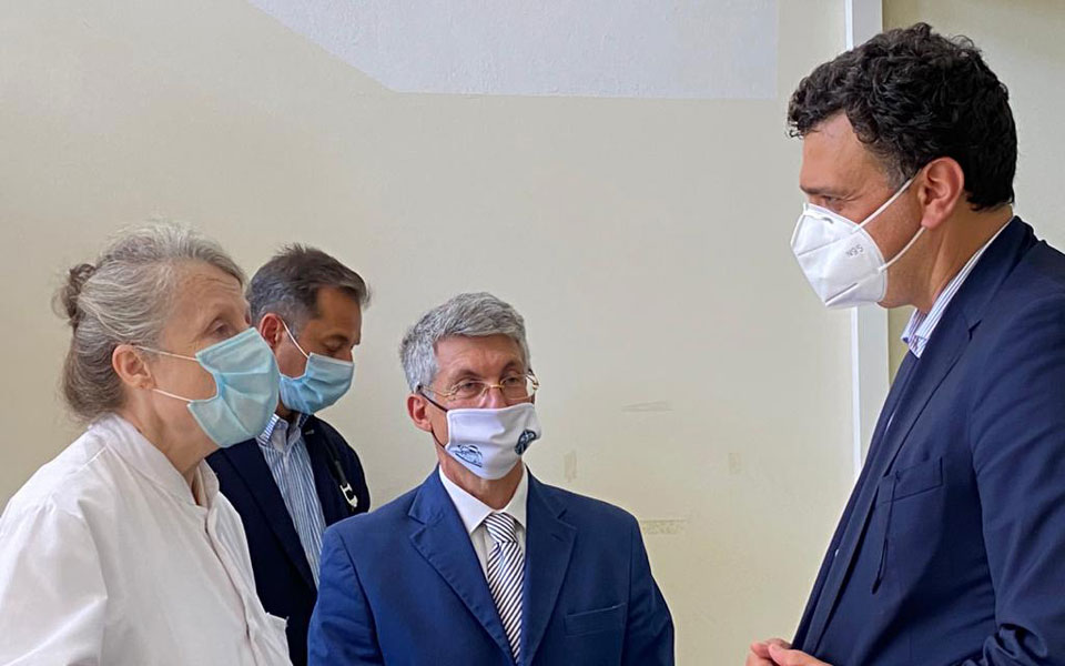 κικίλιας-κίνητρα-για-τους-ιατρούς-του-561379942