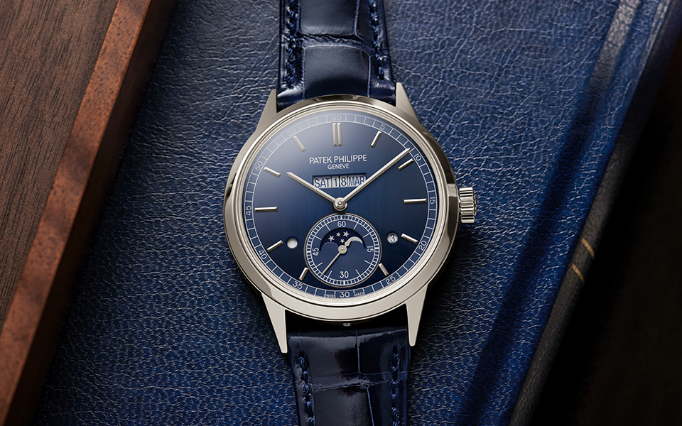 h-οικογένεια-της-patek-philippe-απέκτησε-5-νέα-calatrava-561367192