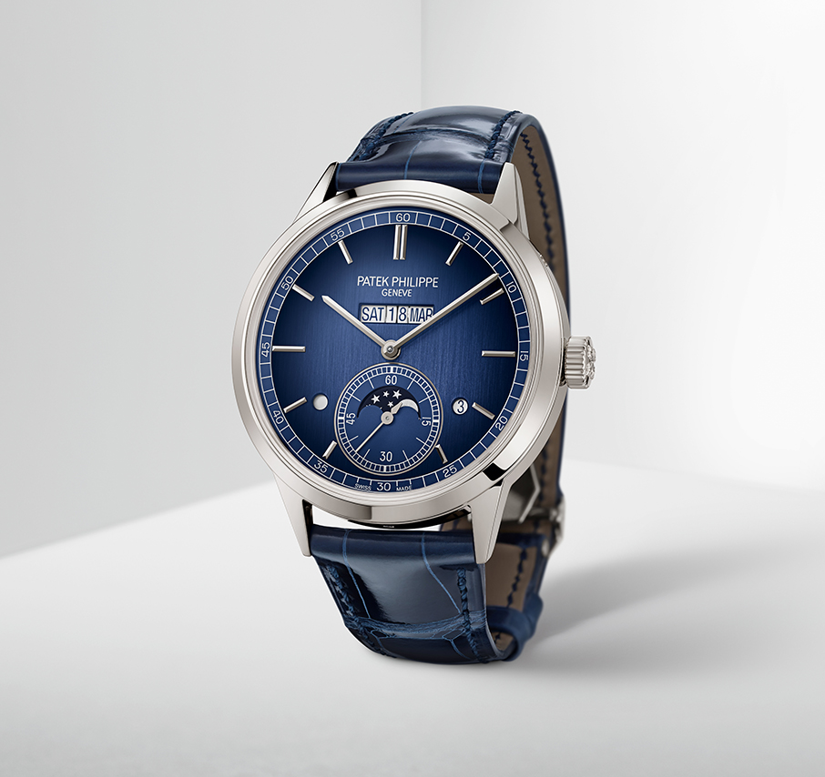 H οικογένεια της PATEK PHILIPPE απέκτησε 5 νέα Calatrava-1