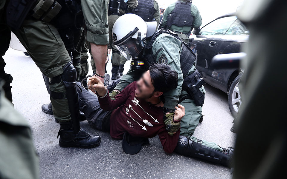 Επεισόδια μπροστά από την πρεσβεία του Ισραήλ στην Αθήνα-6