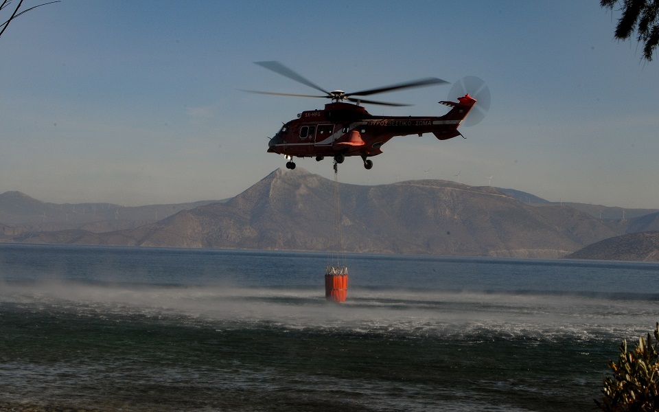 σε-ύφεση-η-φωτιά-στα-γεράνεια-561373681