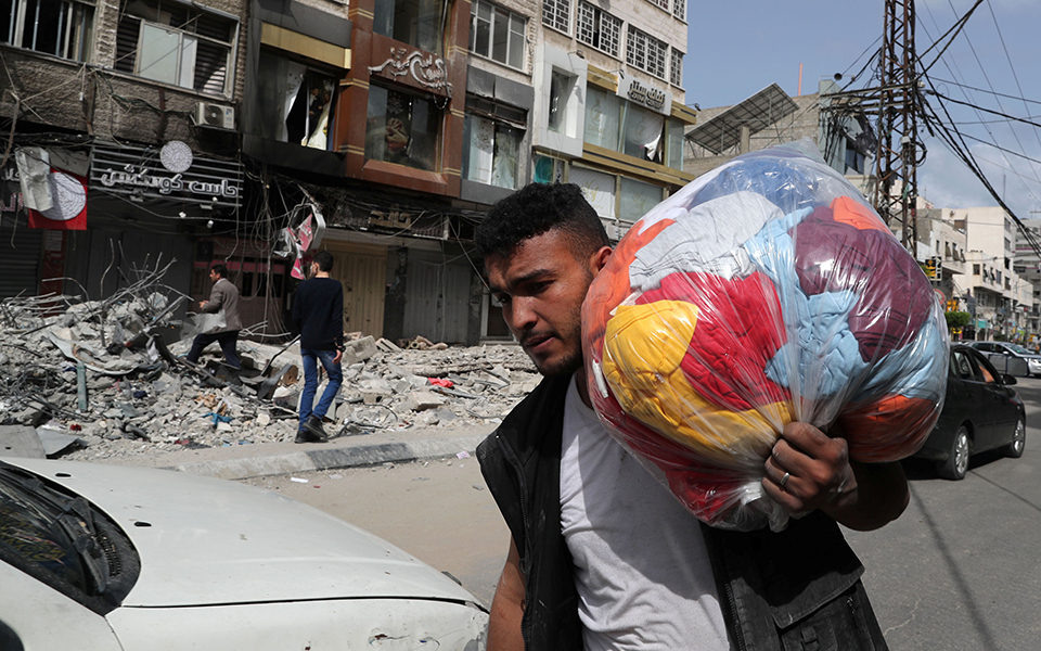 Μετά την εκεχειρία η ζωή επιστρέφει στη Γάζα (εικόνες)-1