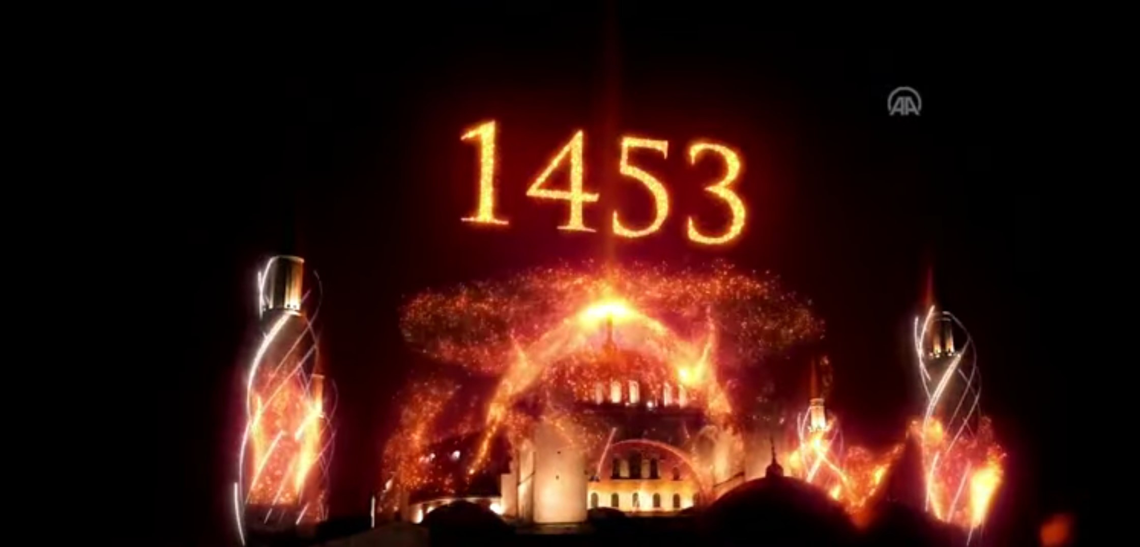 Προκλητικό σόου με φόντο την Αγία Σοφία-1