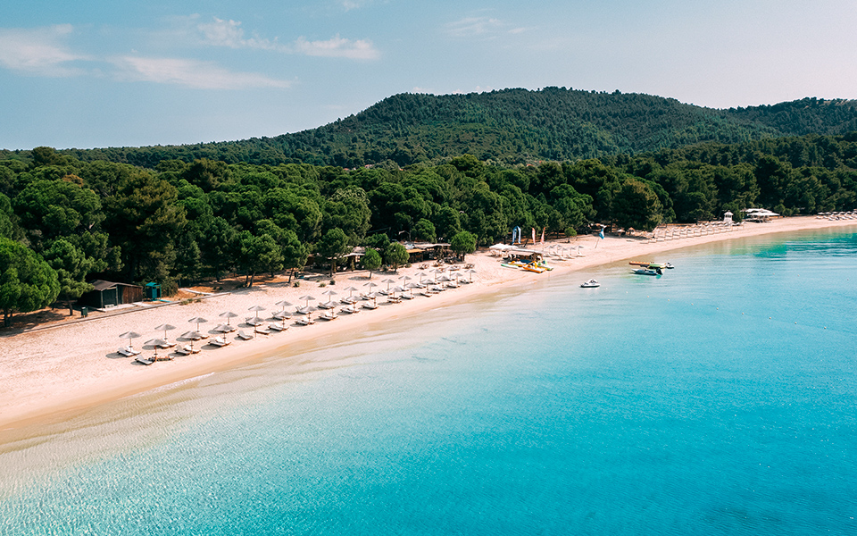 ασφαλείς-στη-σκιάθο-561371911