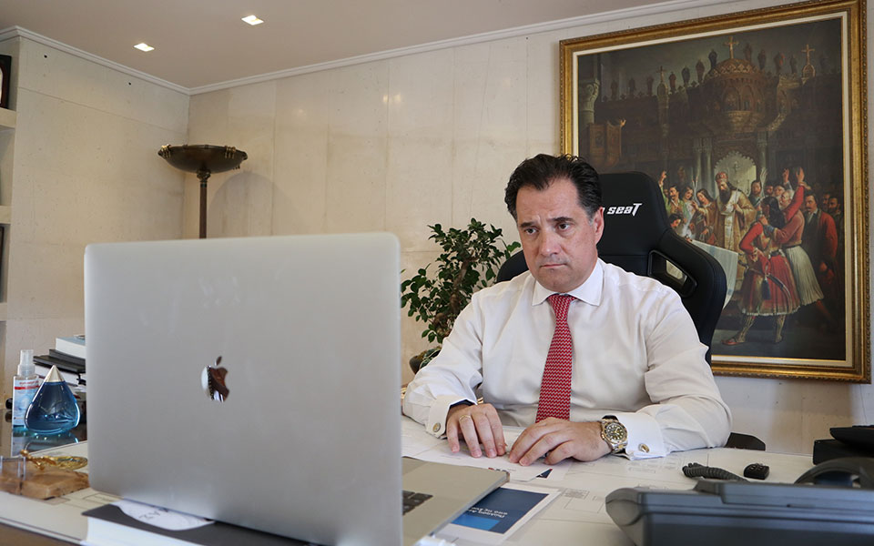 γεωργιάδης-πάνω-από-22-000-επιχειρήσεις-έκ-561375871