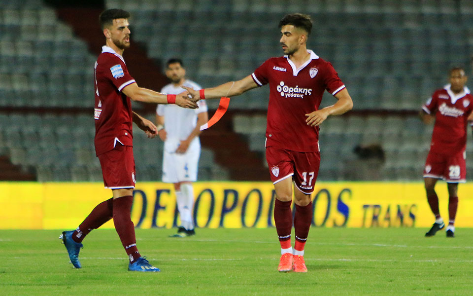 αυλαία-για-τα-πλέι-άουτ-της-super-league-561365434