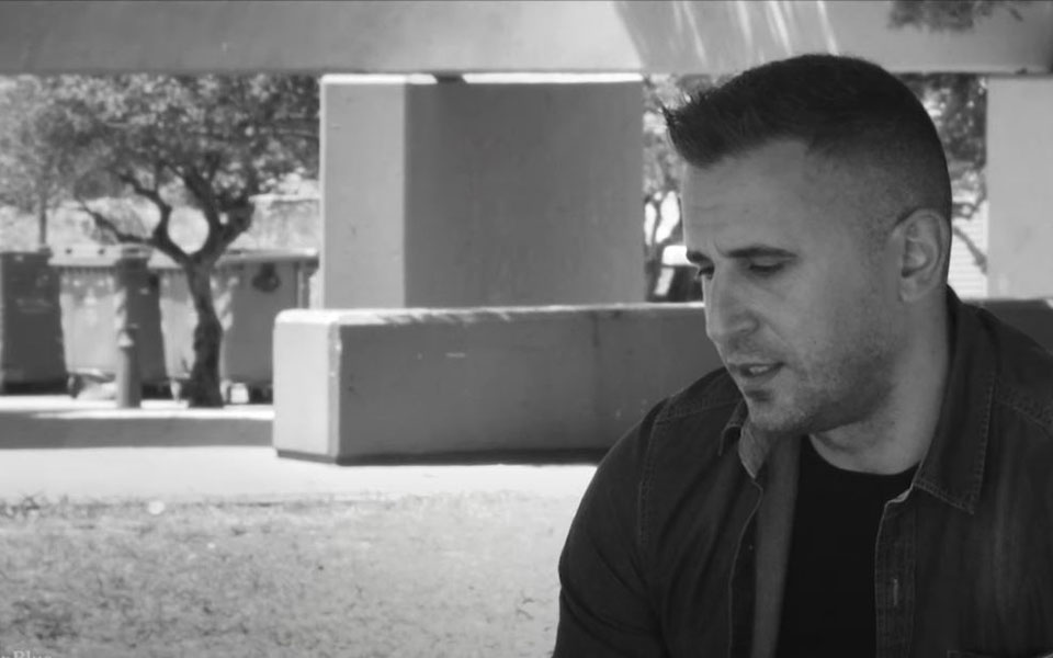 εγκλημα-στα-γλυκά-νερά-συγκλονίζει-η-μ-561381913