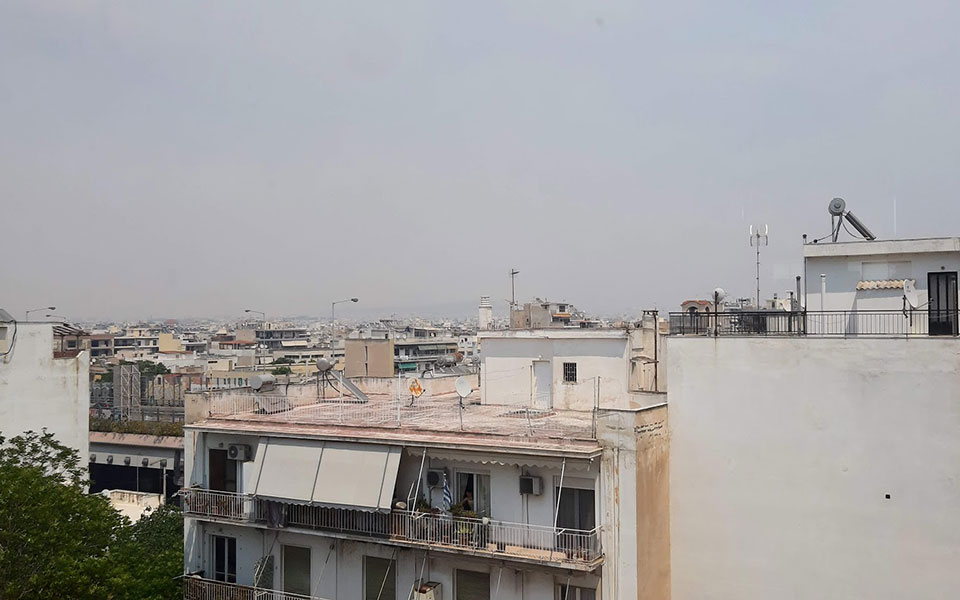 Φωτιά στον Σχίνο: Ο καπνός σκέπασε όλη την Αττική (φωτογραφίες)-7