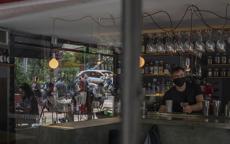 εστίαση-ανάσα-ανακούφισης-η-επανεκκί-561351334