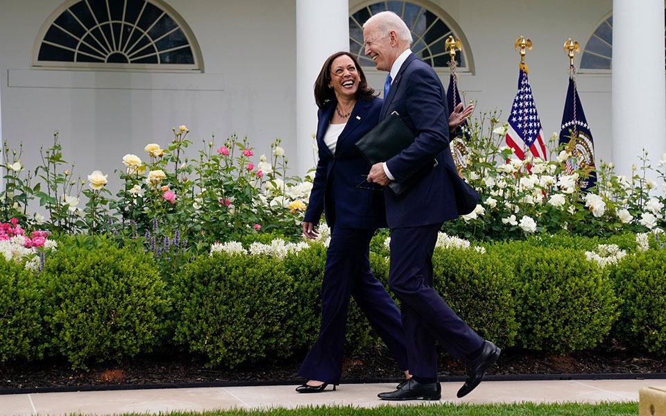 μπάιντεν-χάρις-για-πρώτη-φορά-μαζί-χ-561363736