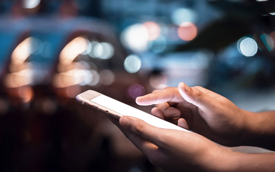 κινητή-τηλεφωνία-τι-αλλάζει-στα-συμβό-561371689