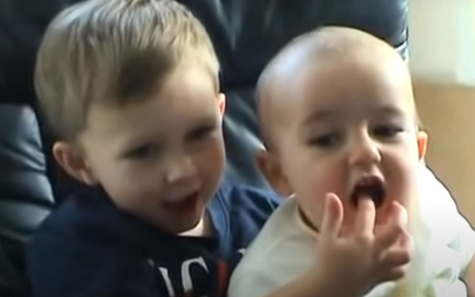 youtube-to-viral-βίντεο-με-τις-εκατομμύρια-θεάσεις-561374632