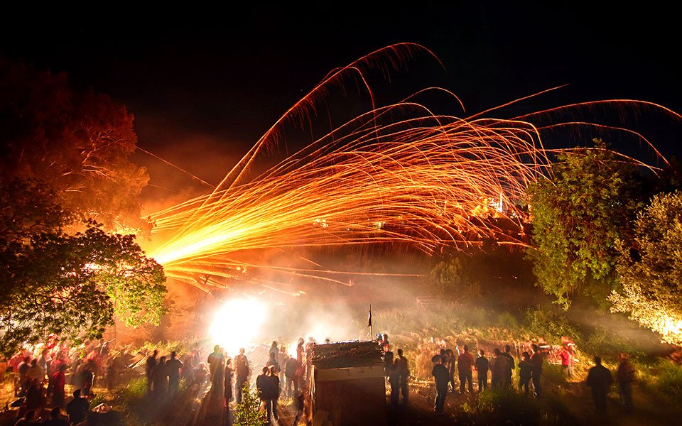 ρουκετοπόλεμος-με-νέους-κανόνες-στ-561350605